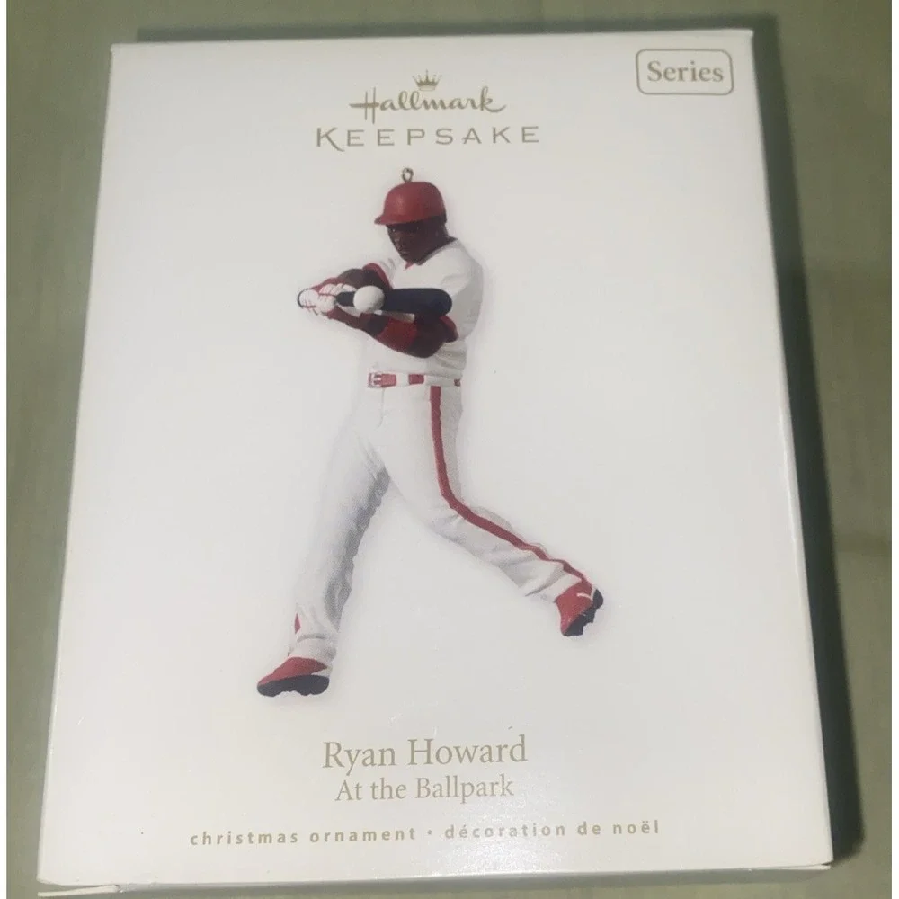 HALLMARK KEEPSAKE ORNAMENT 2010 ~‎ RYAN HOWARD AT THE BALLPARK